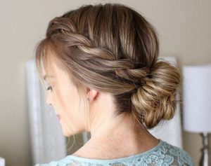 Những kiểu tóc đẹp cho đêm Giáng Sinh mà bạn không thể bỏ qua