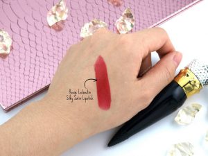 Những thỏi son màu đỏ nồng nàn bạn nên sở hữu trong dịp Giáng Sinh