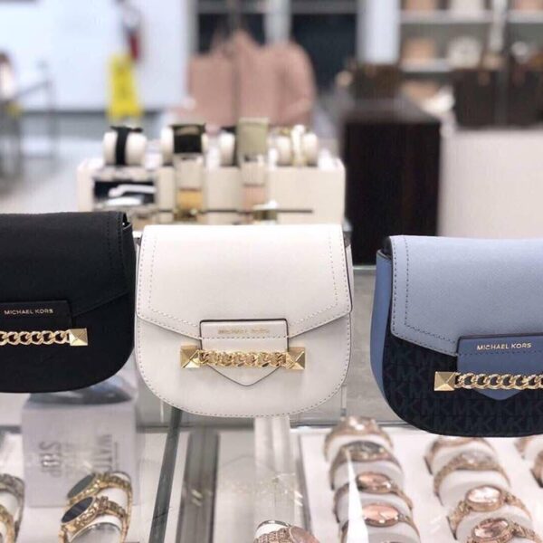 Tui Bridgette crossbody size 17