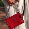 YSL Red size M 22cm